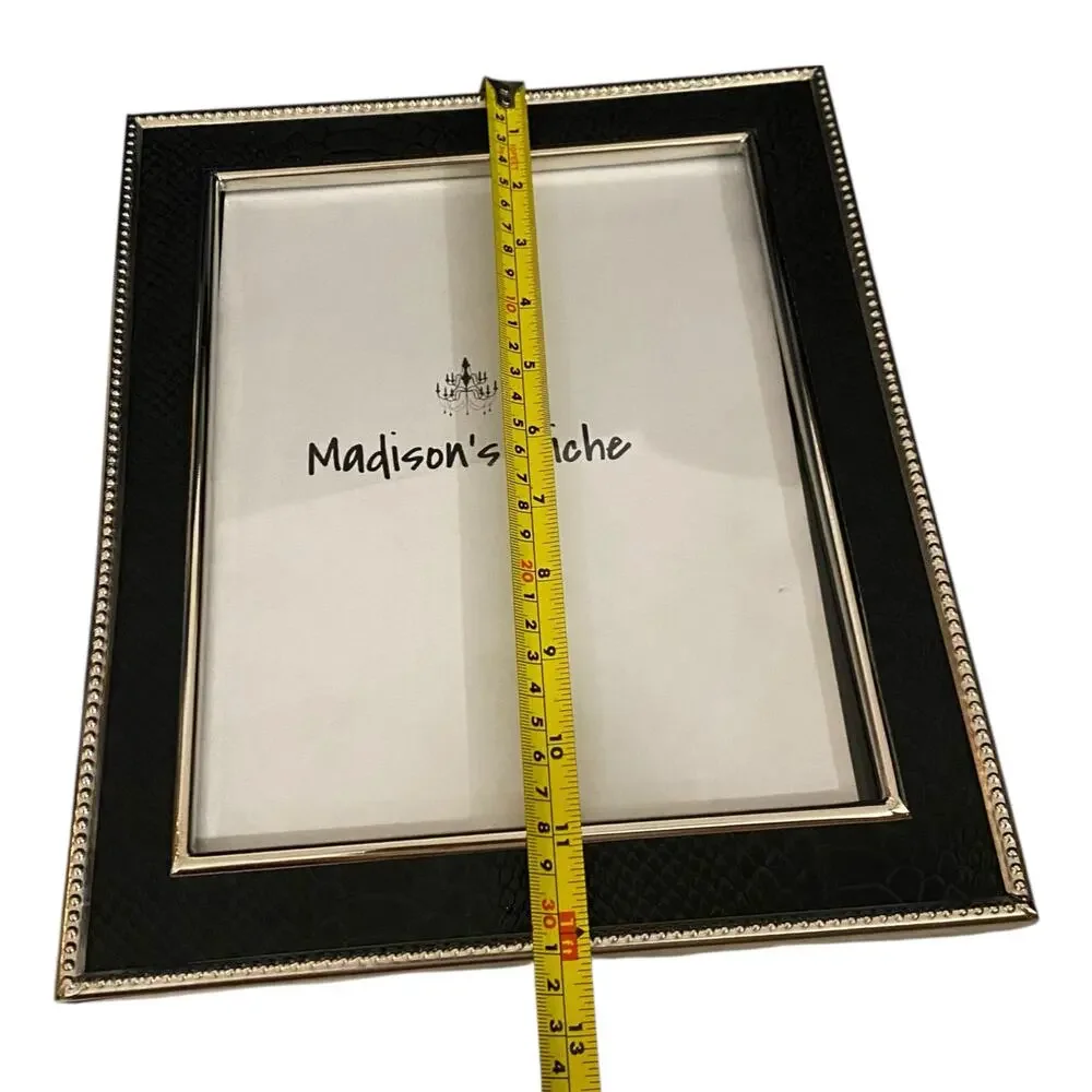 NWT Madison’s Niche Black Leather Picture Frame w/ Chrome Trim (10